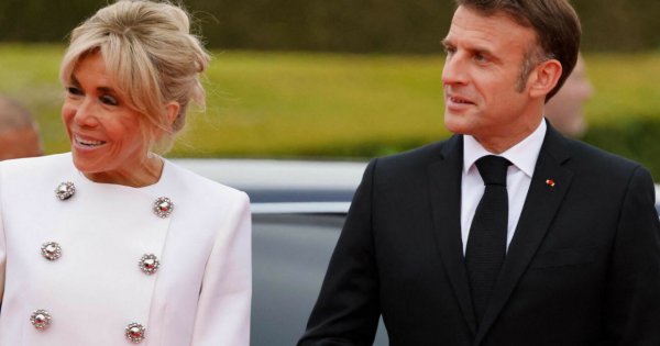 Brygida od Emmanuela zadała szyku w soczystej czerwieni. Ten kolor odmłodził 71-latkę