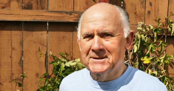 "Babcia Krystyna nie dbała o dziadka Mariana. A na pogrzebie zgrywała żonę idealną"