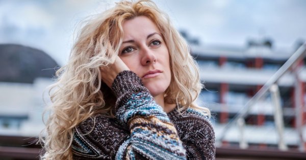 "Mąż zmienił pracę. Teraz prawie w ogóle nie ma go w domu. Nie chce poszukać nowej"