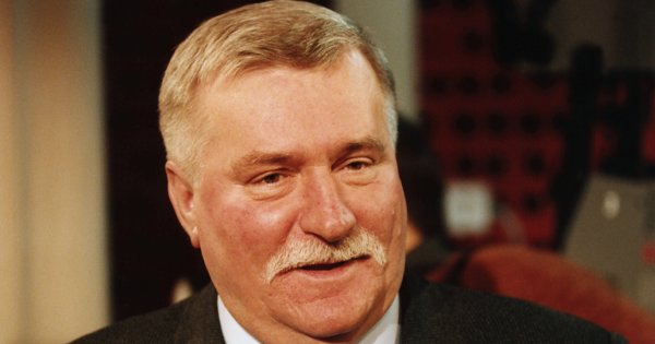 Elektryk Leszek kończy dziś 81 lat. Wąsy niemal od zawsze były jego znakiem rozpoznawczym [zdjęcia]