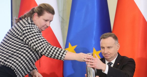 Jest prawą ręką Andrzeja. Złotowłosa Małgosia jest o 11 lat młodsza od Agaty i ma więcej do powiedzenia