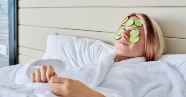 "Zamiast pracować, ja wolę leniuchować. Rodzice nadal dają mi sowite kieszonkowe, więc korzystam"