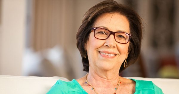 "Mam 28 lat, a mama ciągle wtrąca się w moje sprawy. Jestem dorosły, ale ona nadal chce mieć kontrolę nad moim życiem"