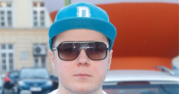 Donatan narzeka na "ciężkie czasy". Trudno utrzymać 180 mieszkań [memy]