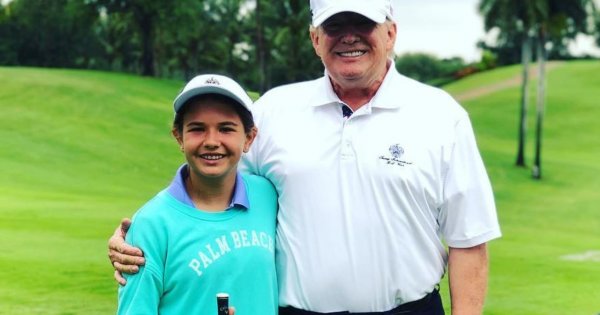 Wnuczka Donalda pokazała rodzinne zdjęcie. Załapał się Elon Musk, ale Melania już nie