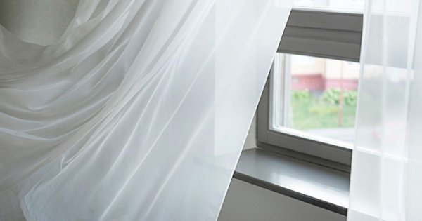 Firany do małej kuchni – praktyczne rozwiązania na ograniczoną przestrzeń