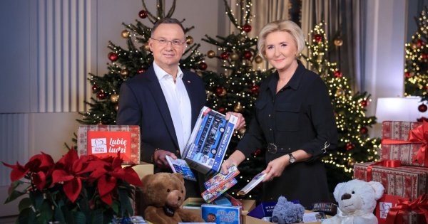 Andrzej z Agatą pokazali, jak pomagają innym. "Za swoje czy za moje" — zastanawiają się fani