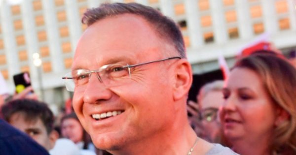Twardy Andrzej Duda zdradził kulisy alkowy. Wypaplał się, jak na spowiedzi