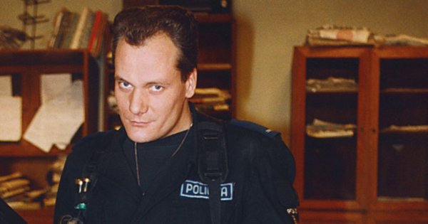 Piotr Zelt ma urodziny. Słynny Arni skończył 56 lat. Tak zmieniał się przez lata [stare zdjęcia]