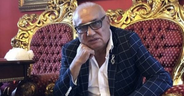 Tak mieszka i żyje Don Vasyl. Jego posiadłość ocieka złotem z każdej strony