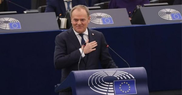 Dumny Donald ogłasza radosną nowinę: "Jest maleństwo, dziewczynka" [wideo]