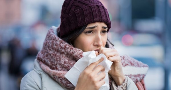 "Czarna chmura od sąsiada. Sąsiedzi palą plastik w piecu i mówią, że "to ich sprawa"