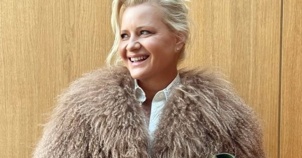 Małgorzata Kożuchowska zapozowała z młodszą siostrą. Fani nie mają wątpliwości: "Jak dwie krople wody"