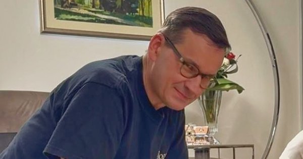 Mati się tłumaczy. Genialna przeróbka wideo stała się hitem sieci