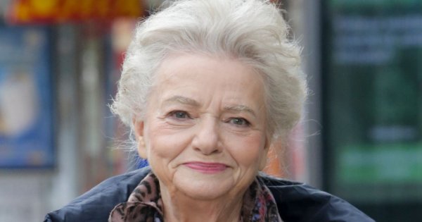 Anna Seniuk sprzedała mieszkanie i spakowała całe życie do kartonów. Legendarna aktorka o nowej codzienności: "To wyzwanie"