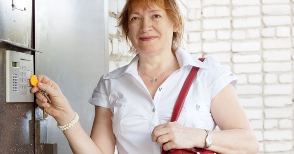"To tylko mama" – mówi mąż. A mnie szlag trafia, bo moja prywatność nie istnieje"
