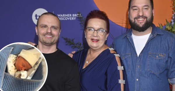 Marcin Hakiel lansował się z niemowlakiem na czerwonym dywanie. Mały Romeo wyrośnie na wyjadacza