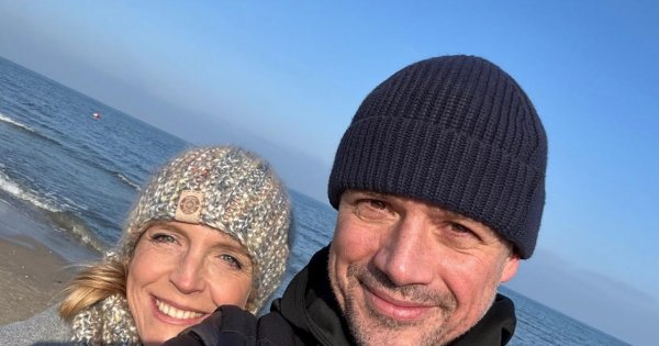 Trzaskający Rafał udał się na romantyczny spacer z żoną po Sopocie. Są memy