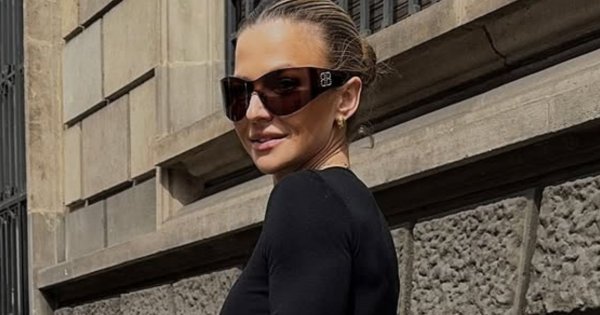 Anna Lewandowska kibicowała na stadionie w stylizacji rodem z "Matrixa". Chyba wybrała czerwoną pigułkę