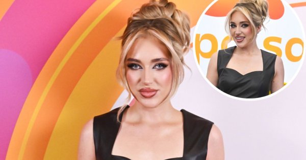 Caroline Derpieński wskoczyła w buty rzymianki i przykrótką mini. Gdy usiadła, omal coś się nie zadziało