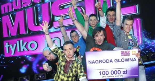 Zespół Enej był zwycięzcą 1. edycji "Must be the music". Tak zmienili się członkowie zespołu [przypominamy stare zdjęcia]