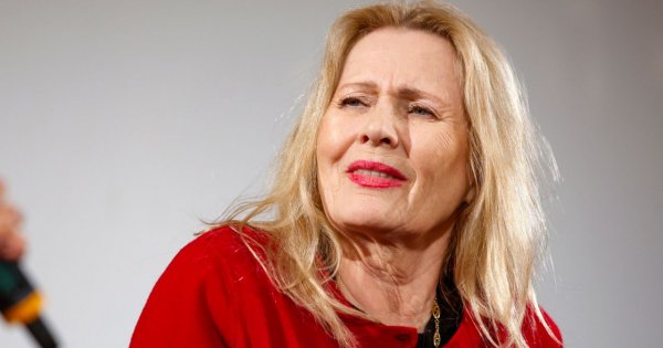 Grażyna Szapołowska w szczerym wyznaniu: "Zostałam, niestety, bardzo szybko mamą". Dostało się też jej drugiemu mężowi