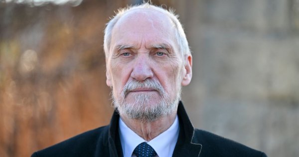 Pyszny Antoni oblał egzamin na prawo jazdy. Nie zdążył nawet wsiąść do samochodu