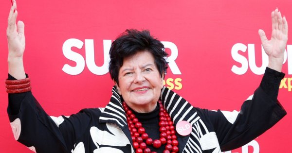 Joanna od czerwonych korali i jej przywitanie "galaktyki" hitem sieci [zabawne wideo]