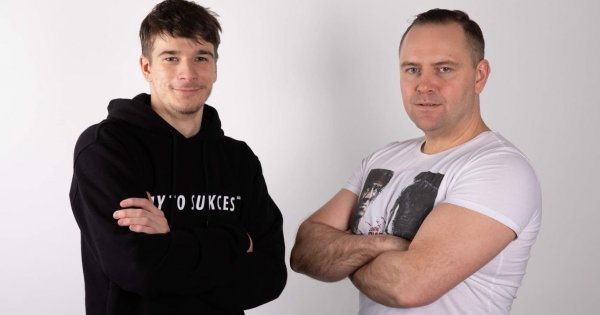 Syn Karola próbował ratować ojca przed blamażem. Przez jedno złe zdanie podzielił jego los
