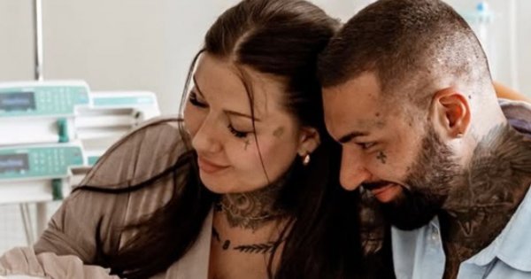 Deynn pochwaliła się płaskim brzuchem dwa miesiące po porodzie. W ciąży przytyła ponad 20 kilosów