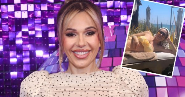 Doda prezentuje przód i tył w żółtym dzierganym kostiumie. Na majówkę wyjechała pod palmy