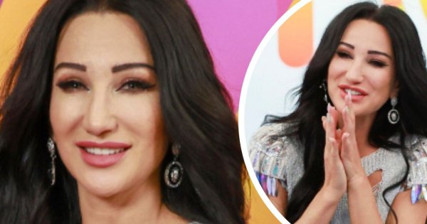 Justyna Steczkowska w poprutej spódnicy pręży się o poranku. 52-latka we wszystkim wygląda jak bogini
