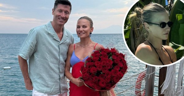 Anna Lewandowska pręży swe ciałko w bikini i pokazuje, jak spędza czas z córkami na basenie