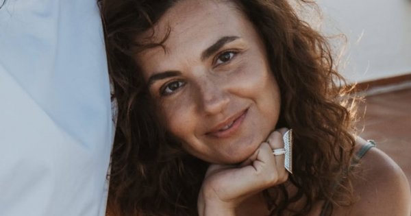 Żona Marcina Prokopa wyeksponowała wszystkie swoje wdzięki w kusych fatałaszkach. 46-latka wygląda 20 lat młodziej