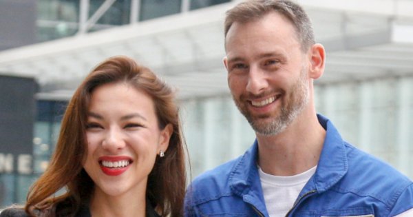 Aleksandra Uznańska-Wiśniewska wypięła ciążowy brzuszek w obcisłej czerni. Fani nie szczędzą zachwytów: "Wygląda pani kwitnąco" [zdjęcie]