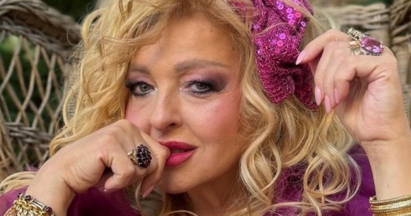 Gessler bez filtra o byciu matką. Lara i Tadeusz byli zdani sami na siebie: 'Wychowywaliśmy się sami'
