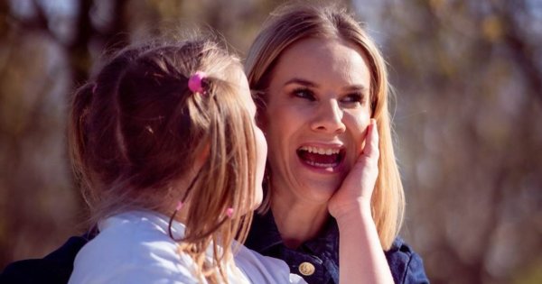 Córka Marty i Karola otrzymała wyjątkowy prezent. Marta w te pędy pochwaliła się zdjęciem zadowolonej Kasi