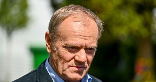Donald Tusk zrzekł się immunitetu i idzie do sądu. Polacy chwalą: "Panie premierze, klasa!"