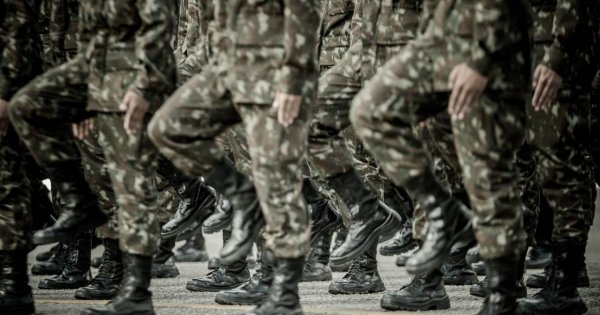 Wojsko wyśle listy do 235 tys. osób. Sprawdź swój rocznik – te osoby muszą stawić się przed komisją [lista]