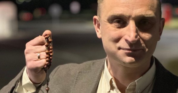 Chciał "wyrywać chwasty", a teraz sam może zostać "wyrwany". Bąkiewicz może trafić do pudła na 3 lata