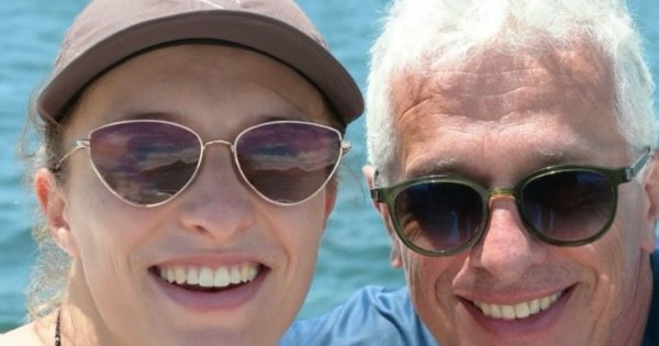 "Kontakt jest mocno ograniczony". Matka Igi Świątek przerywa milczenie i wyznaje, jak gratuluje córce sukcesów
