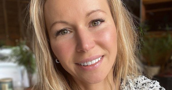 "Czeska Ewa Chodakowska" ma tyle samo lat i ciało bogini. Niewielu wie, że kiedyś grała w filmach dla dorosłych [dużo zdjęć]