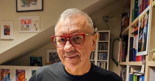 Szklany stół, białe fronty, czarna wyspa i TO w łazience. Tak mieszka Jurek Owsiak