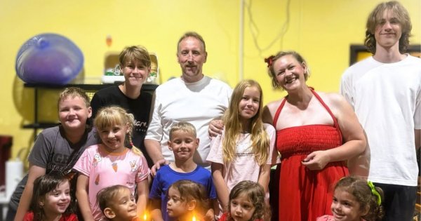 Dominika Clarke, matka pięcioraczków z Horyńca, zdradza, ILE miesięcznie ZARABIA! Fani w szoku