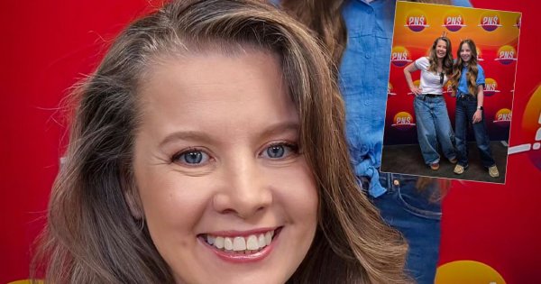 Rzadki widok: Anna Powierza pokazała córkę. Helena to kopia znanej mamy