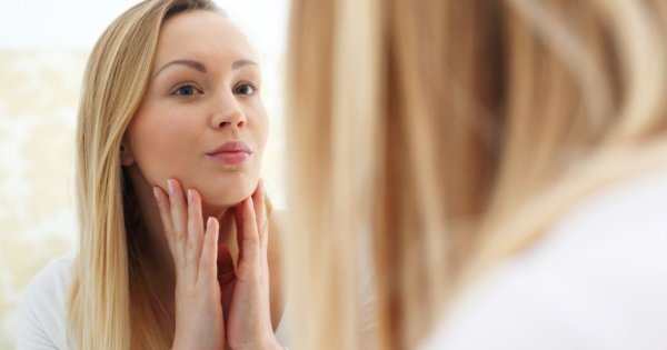 7 nawyków, które sprawiają, że skóra wygląda młodziej