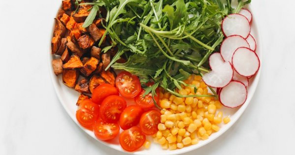 Jakie możliwości personalizacji oferuje dieta pudełkowa z wyborem menu dla osób o specyficznych preferencjach smakowych?