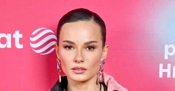 Natalia Szroeder wypięła ciało w mikroskopijnym staniku i krowich łatach. Fani bez litości: "Obscenicznie" [zdjęcia]