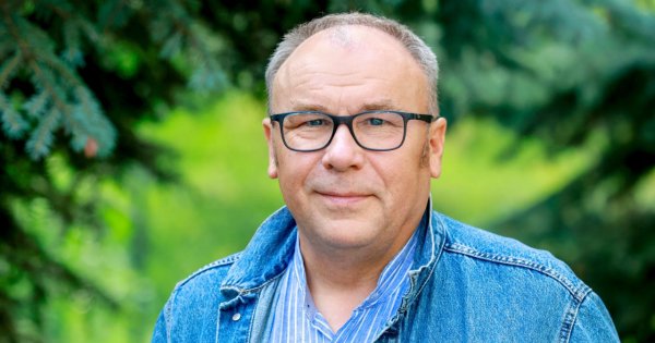 Nie jest katolikiem. Gwiazdor "Rancza" publicznie ujawnił swoje wyznanie: "Jesteśmy nimi od pokoleń"