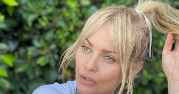 Izabella Scorupco pokazała dorosłego syna. Fani przecierają oczy: "To skóra zdjęta z mamy" [zdjęcia]